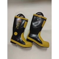 Sepatu Safety Fireman Boot Harvik
